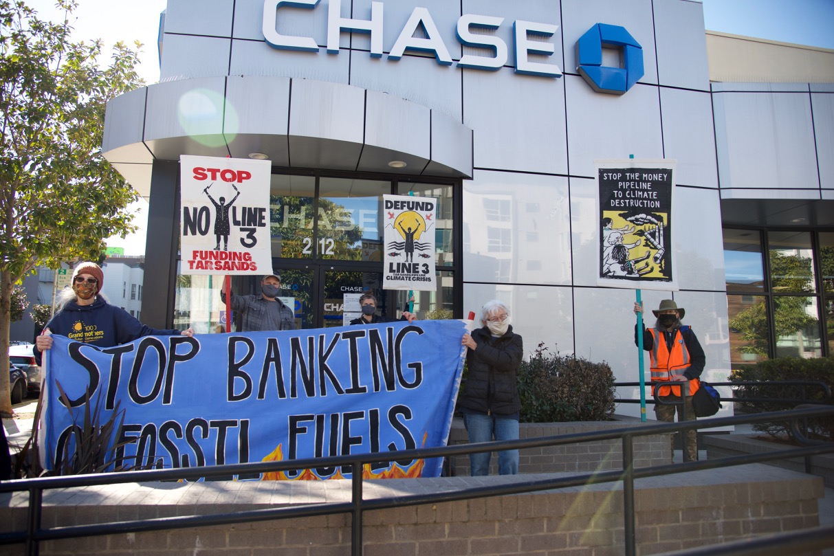 XRSFBay Confront Chase Bank in Solidarity with 'Stop Line 3' Indigenous Water Protectors in Minnesota:March 11th, 2021